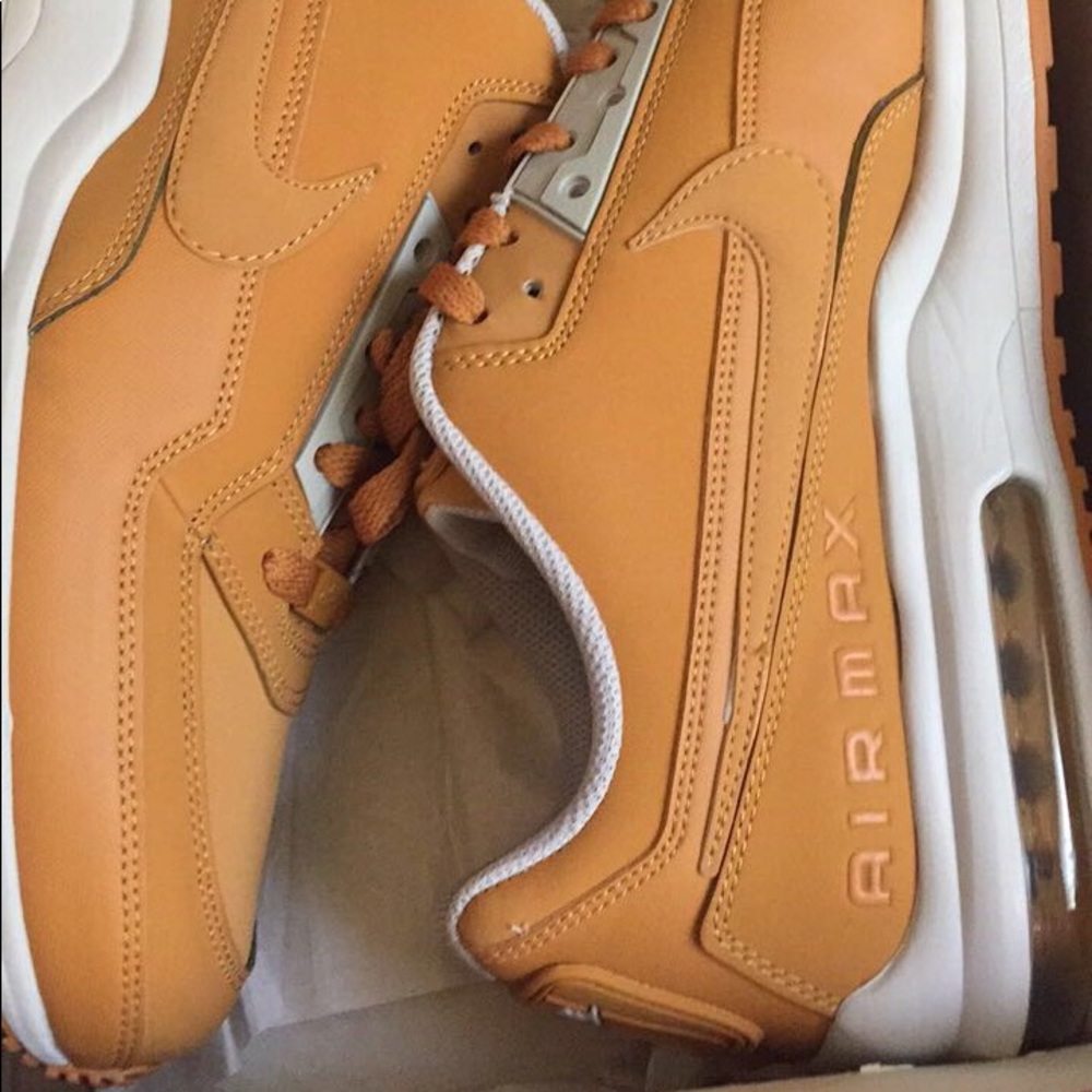 Nike air max